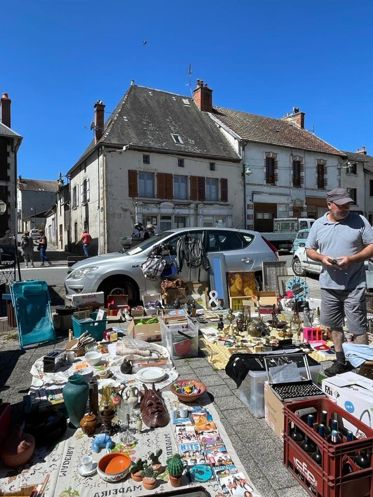 Le Chateau Giat エクステリア 写真
