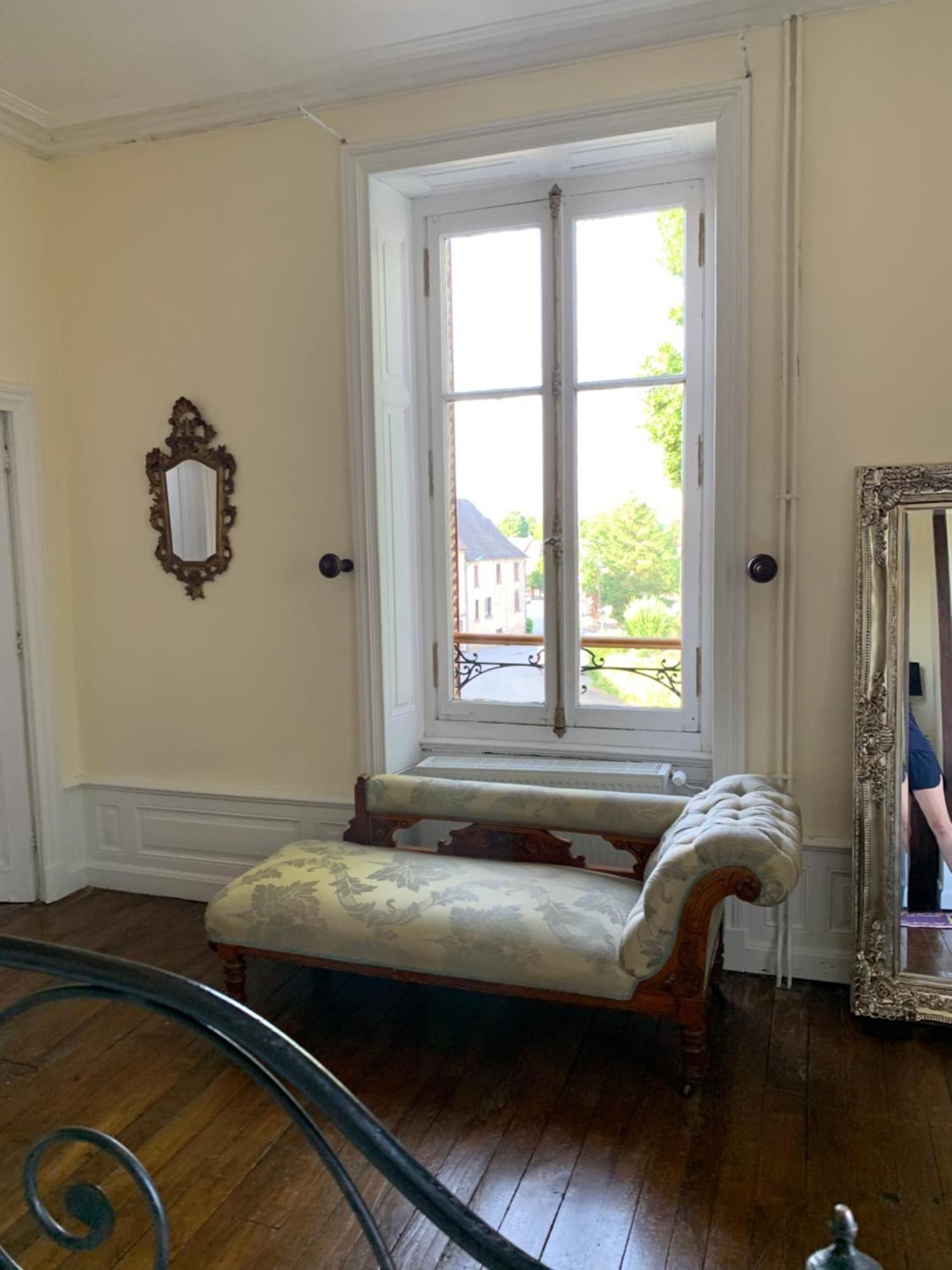 Le Chateau Giat エクステリア 写真